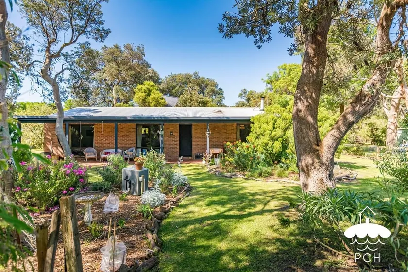 Wattle Haven Stay 3 Pay 2 Winter Special - Image 1