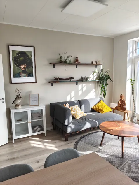 Exclusive villa apartment with garden - Image 1