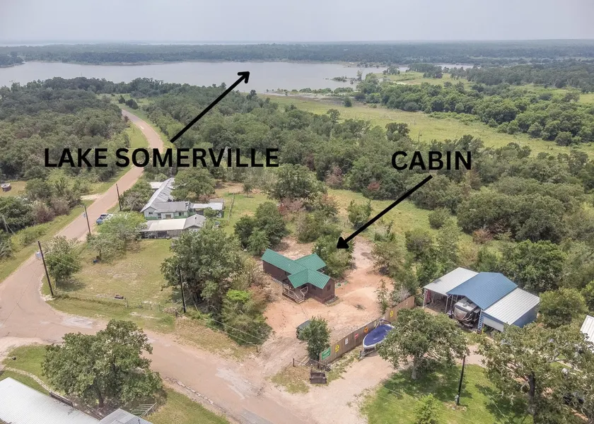 Apache Log Cabin | Walk to Lake, Pets Ok - Image 1
