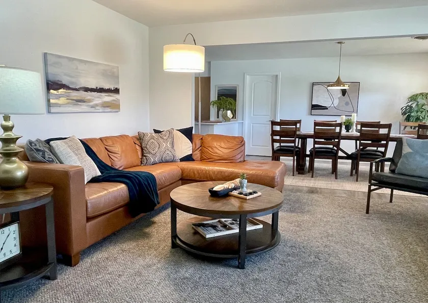 Spacious Ranch Home-5 BR, including 2 King Suites! - Image 1