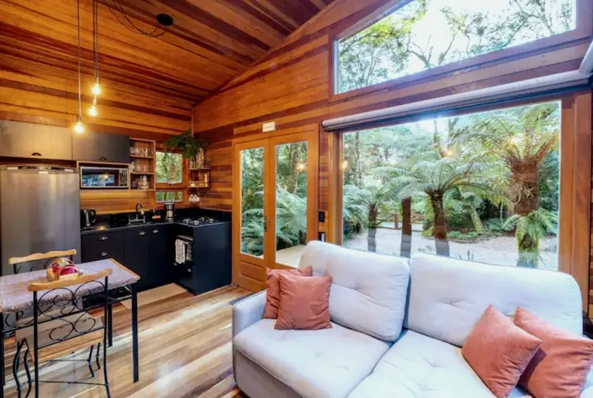Cabin with Bathtub in the middle of Nature - Image 1