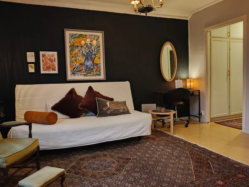 Attic apartment with alcove & bathtub - Anna Josefinas Stay - Image 1