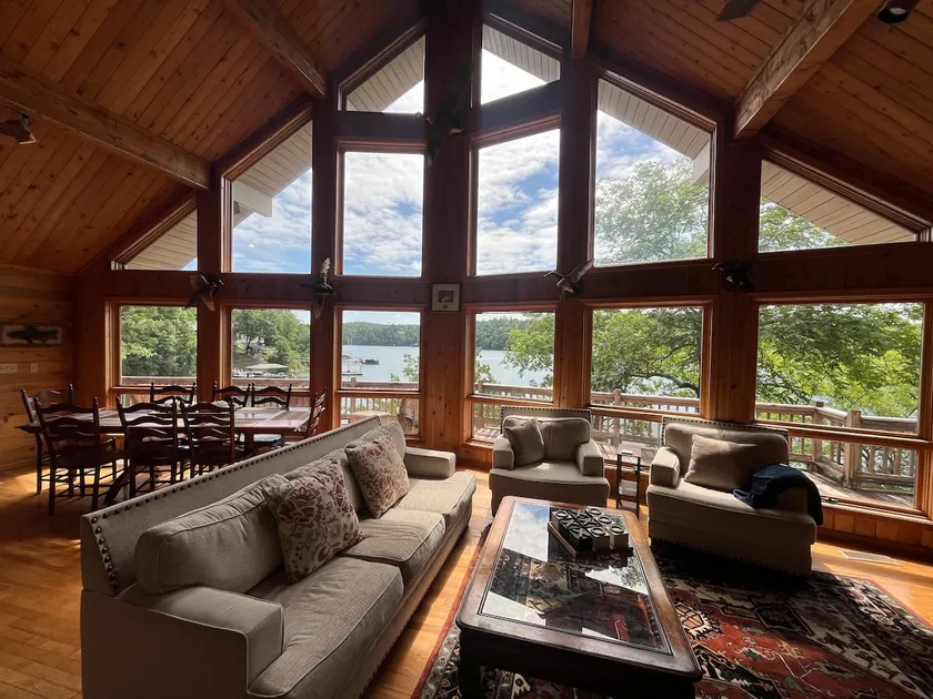 Smith Lake Family Getaway w/ Kayaks & Gameroom - Image 1