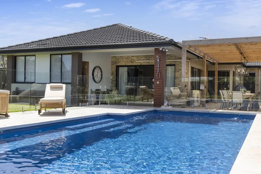 Peninsula Family Resort - Image 1