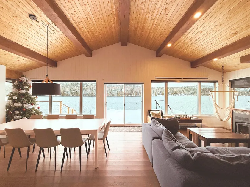 Comforting chalet. Lakeside. Spa. Fireplace. - Image 1