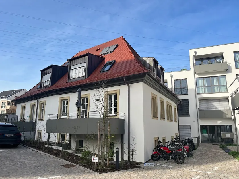Completely renovated historic home - Image 1