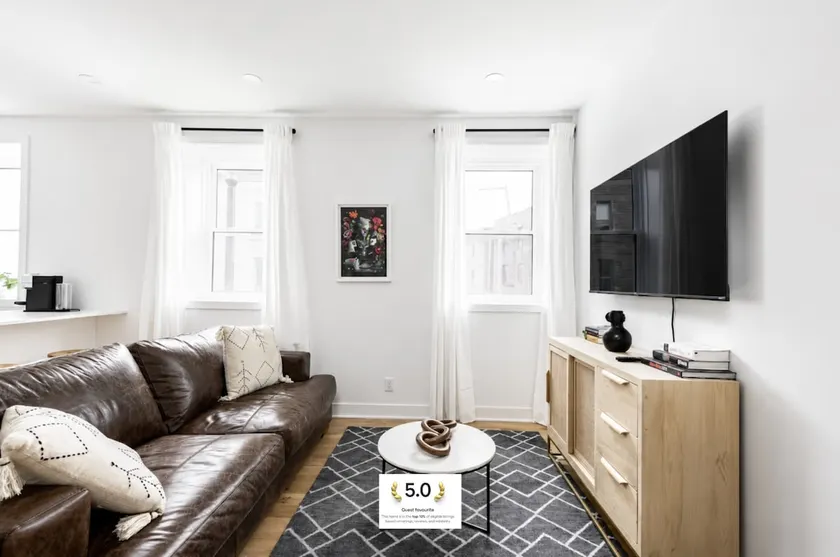 The Rustik - Luxury 2bd in heart of Montreal - Image 1