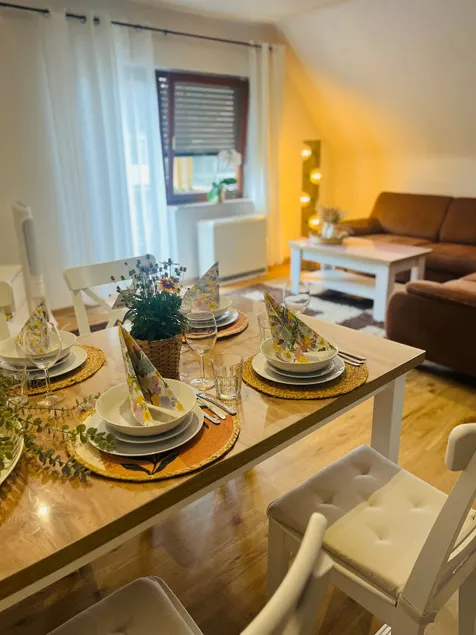 Family-friendly duplex balcony & terrace - Image 1