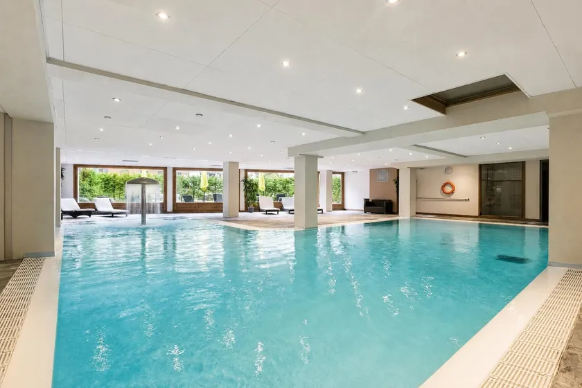 V Balme 11: Beside Ski Lift; Pool, Sauna & Gym, Vallorcine (Argentiere), France - Image 1