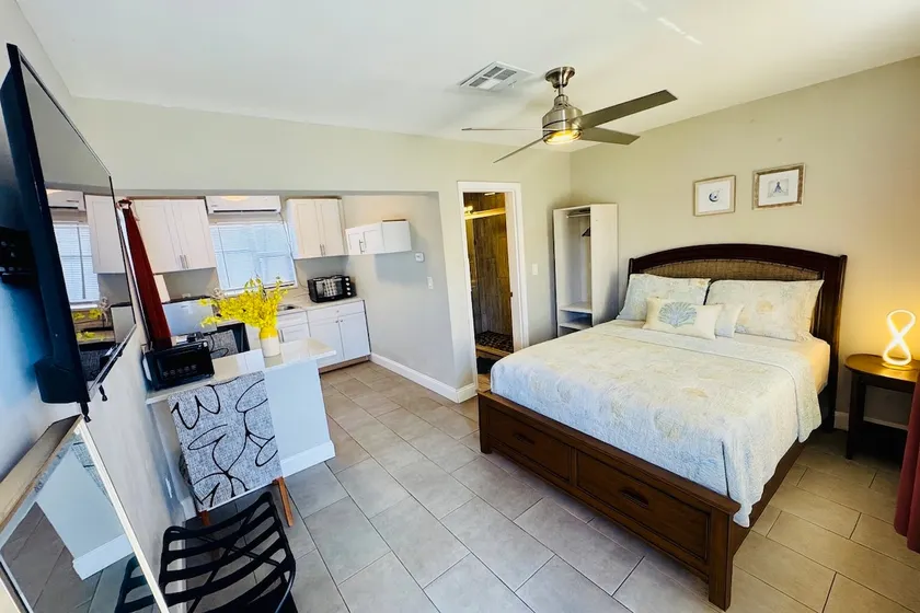 Seascape! Studio Apt near the Beach• Pets Welcome - Image 1