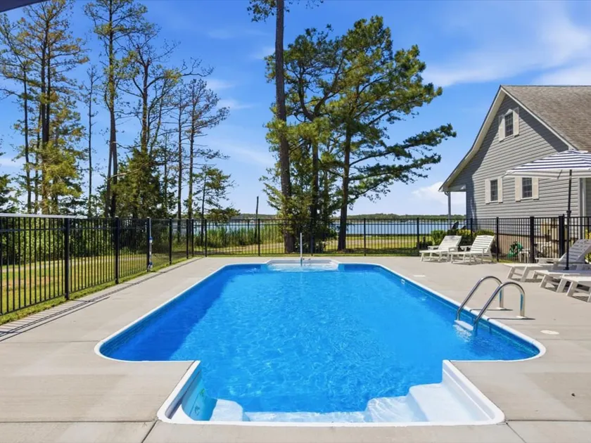 Oyster Haven | an ESVR property - Image 1