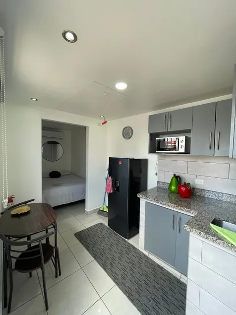 Mini Loft, 6 km from airport, 2.8 km from Parque Viva. - Image 1
