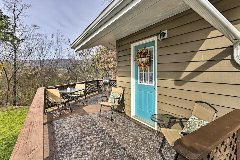 Picturesque Cottage in the Heart of Trenton! - Image 1