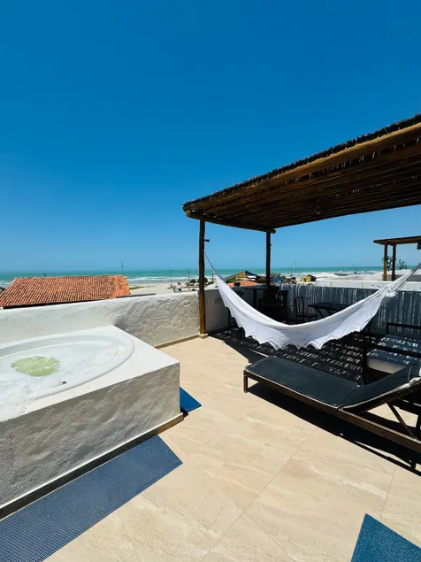 Rooftop with jacuzzi and amazing sea view - Image 1