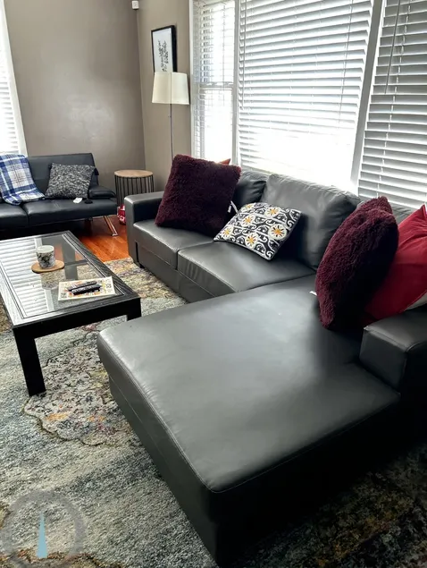 Columbus Getaway | 4BR for Work & Family - Image 1