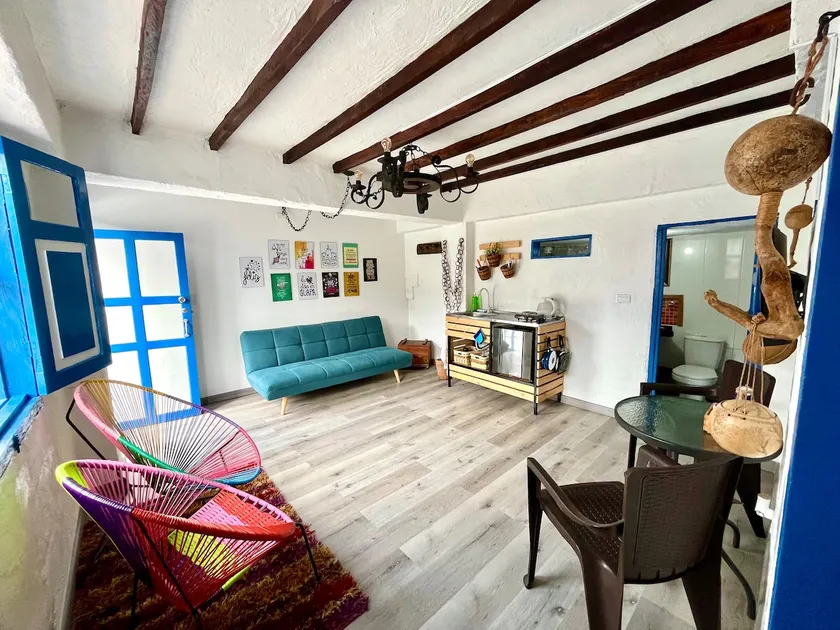 Las Margaritas Studio Apartment - Image 1