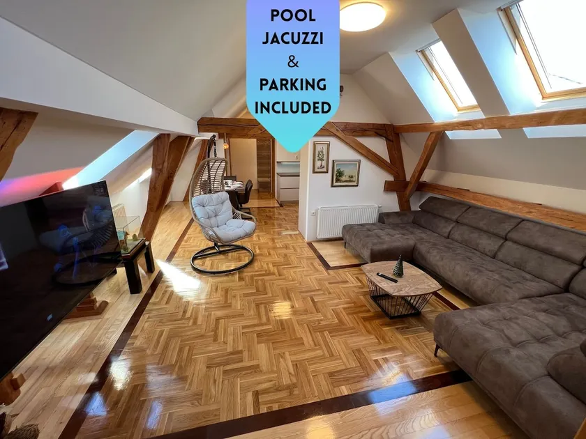 La Luna 5* Rustic Deluxe with Pool & Jacuzzi - Image 1