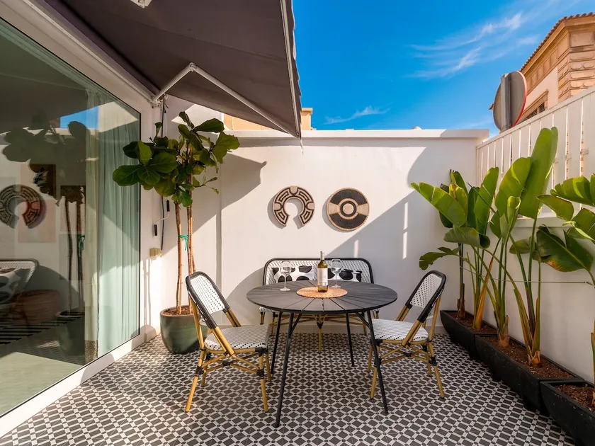 Cosmopolitan Design  By CanariasGetaway - Image 1