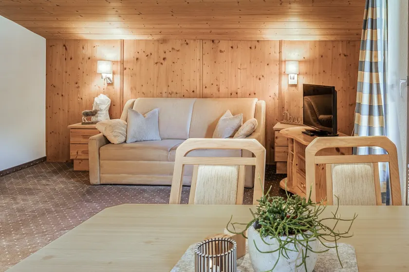 Alpenrose Apartments/Apartment 3 - Image 1