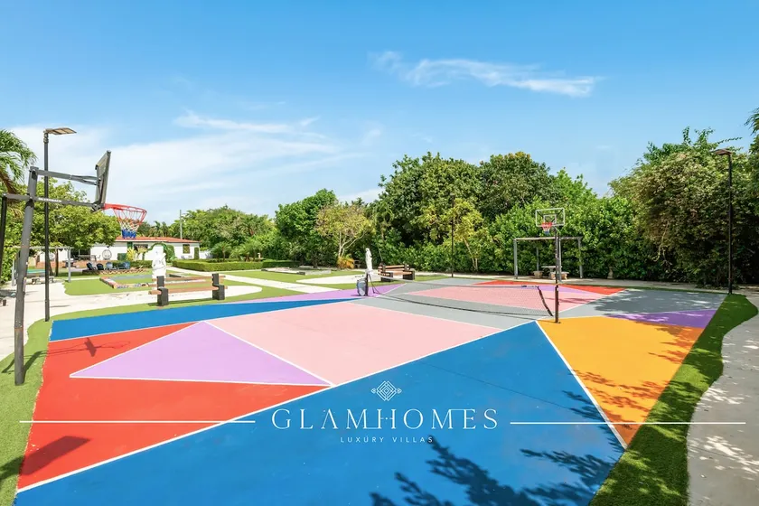 Swish Villa | Pool •Basketball Ct •Cinema •Games - Image 1