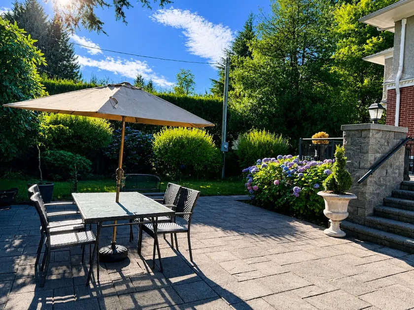 Luxury 5BR • Sleeps 9+ • AC • FreeParking • DT - Image 1