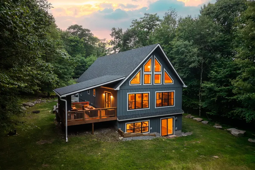 Secluded Chalet w/ Hot Tub & Pool Table - Image 1