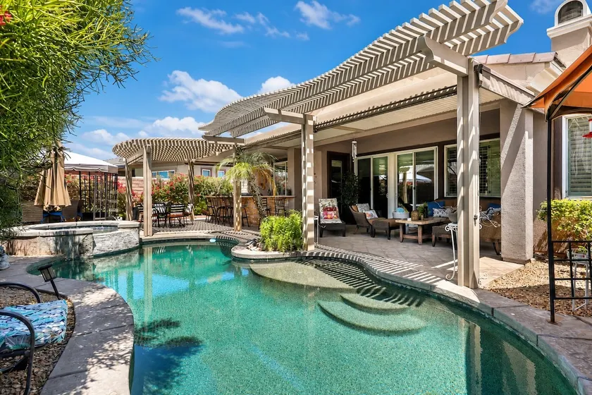 Oasis Sanctuary | Pool, Spa, Paradise Yard, BBQ - Image 1