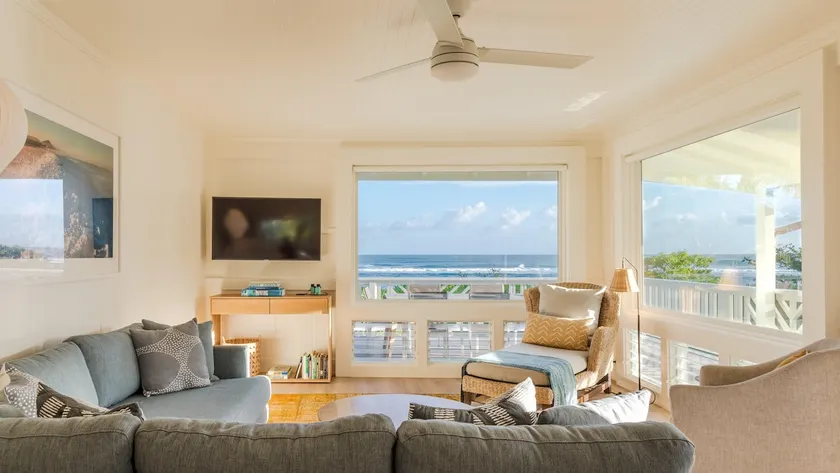 Beachfront Oasis - Image 1