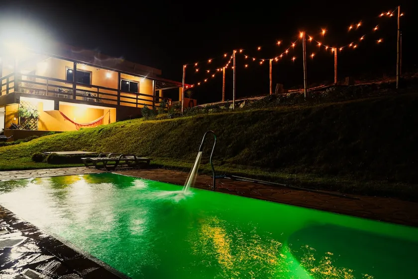 Serra Sítio Inteiro Retreat with Pool and Hydro - Image 1