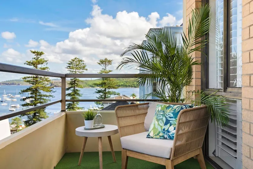 Fine Pine - Beachside Lifestyle with Two Balconies - Image 1