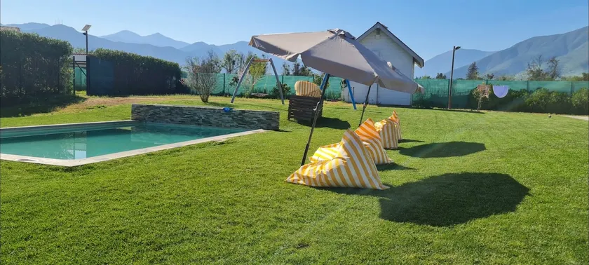 Great house for 14! Pickleball court, karaoke, and more - Image 1