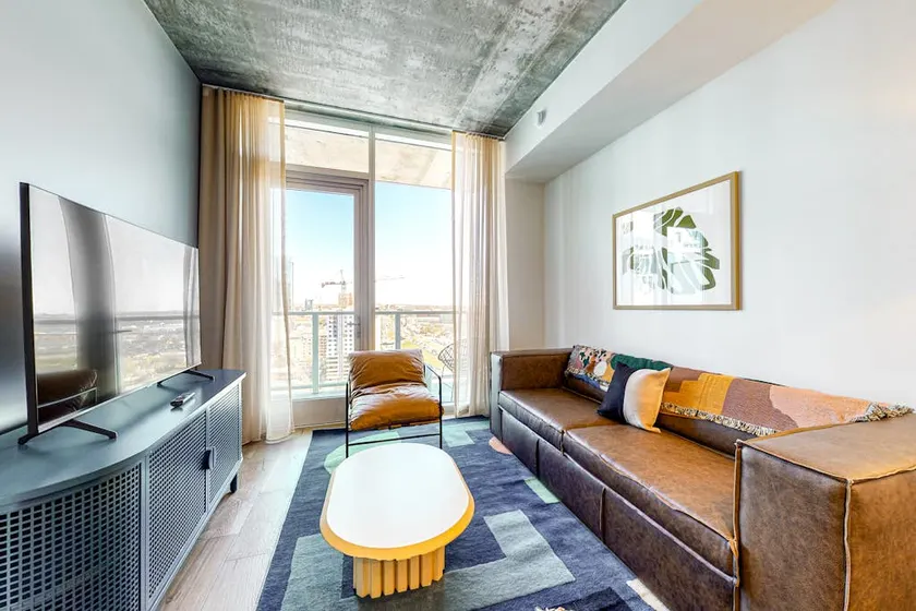 Luxury condo 1BR Natiivo Austin 21st Flr - Image 1