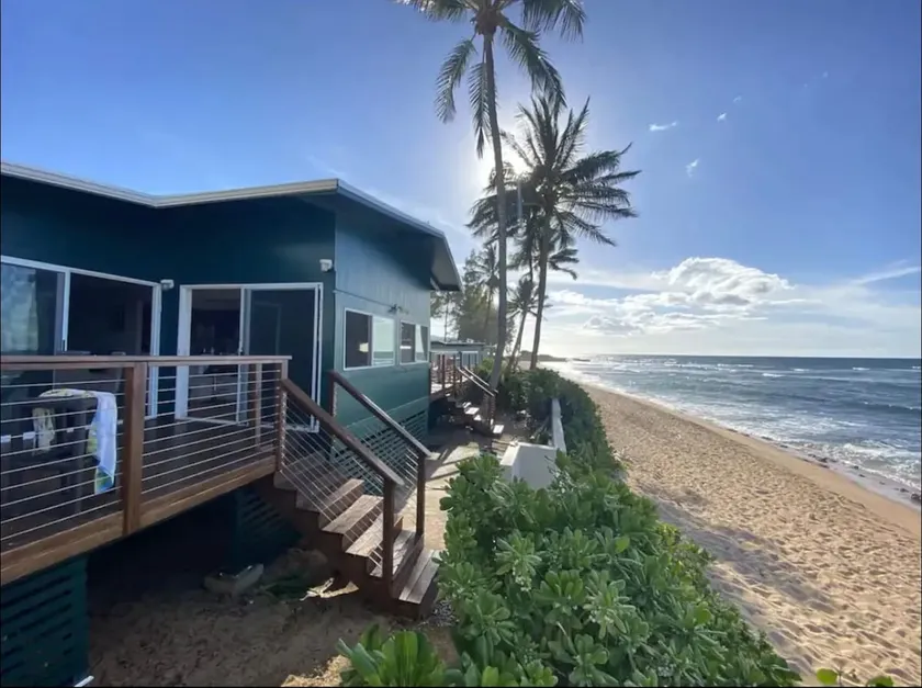 Haleiwa Waterfront House - Image 1