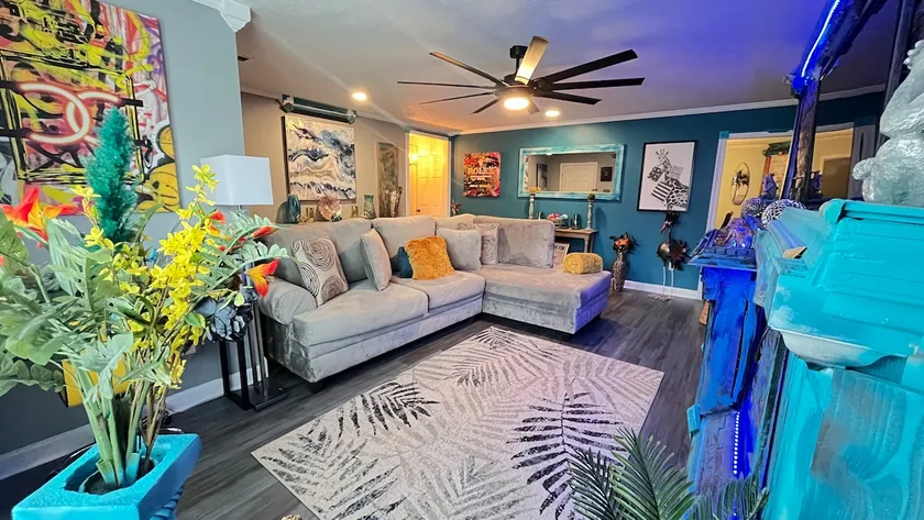 Glamorous villa in the oaks - Image 1