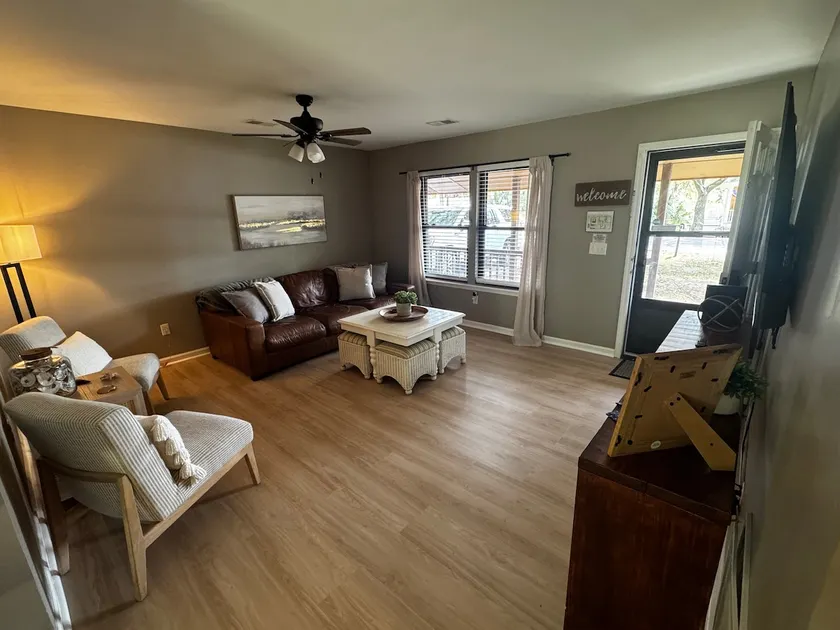 Pet friendly | 5 mins to beach & Parris Island - Image 1