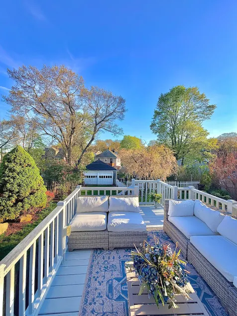 Boston Modern 4BR/3BA | Free Parking | Near Train - Image 1