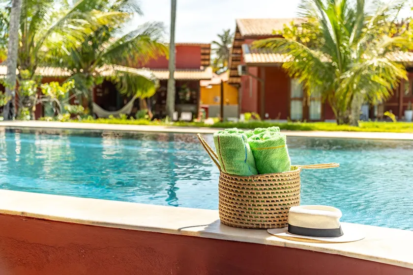 Family Retreat | Pool + Beach | 3 Bedrooms - Image 1