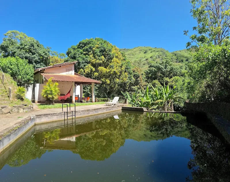Mountain retreat: natural pool, waterfall and peace - Image 1