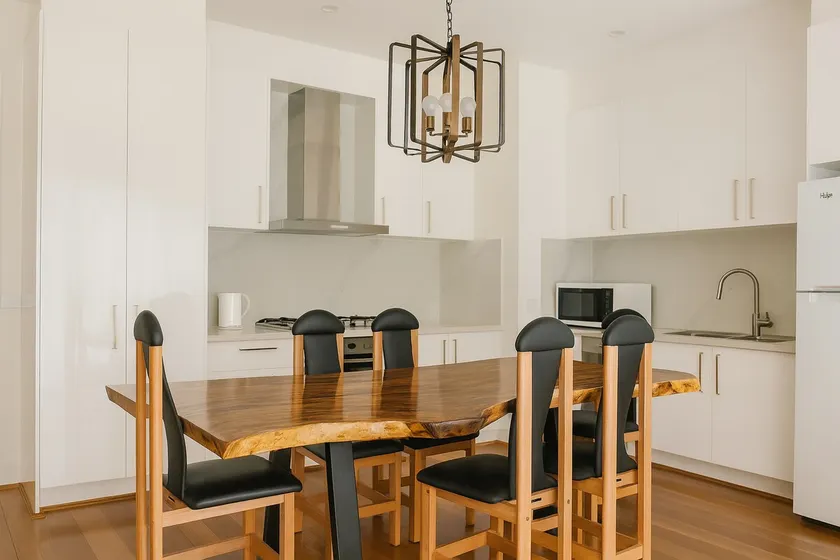 Light filled Inner City Home - Image 1