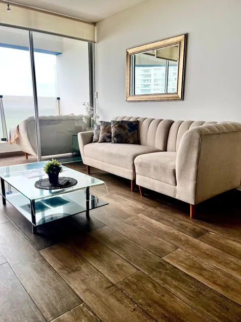 Stunning sea view in Miraflores - Image 1