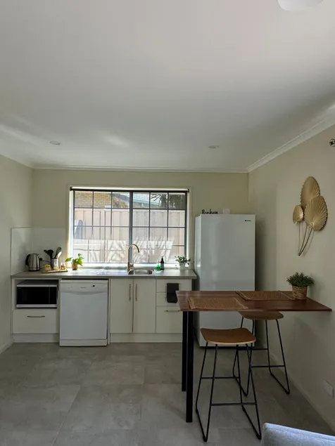 Cozy one-bedroom - Image 1