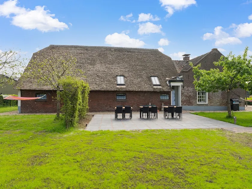 Farmhouse with terrace in Montfoort - Image 1