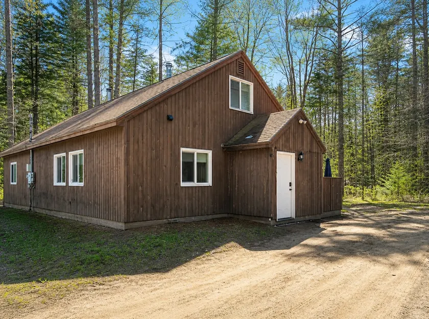 5 mins to Attitash~N Conway~Serene Views~Sleeps 10 - Image 1
