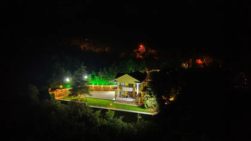 Villa Amesia & Garden Comfort with a unique view. - Image 1