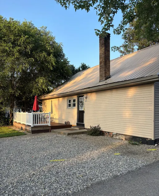 The Stagecoach House - Image 1