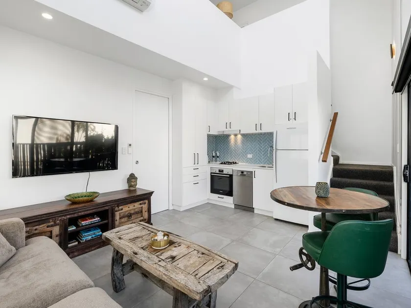 Two Story Coastal Retreat on Nautilus Way - Image 1