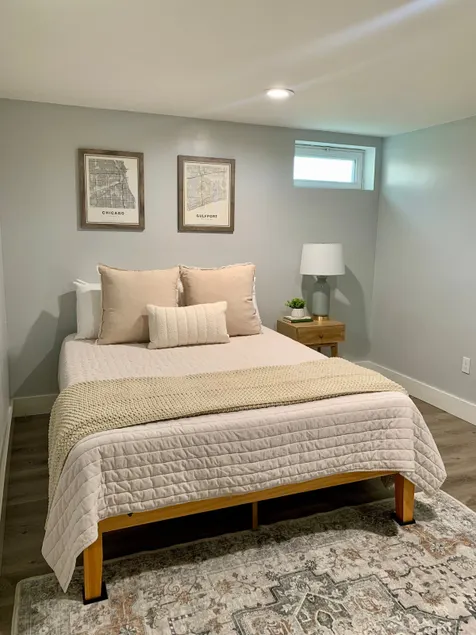 Entire Basement Suite w/ Private Bathroom - Image 1