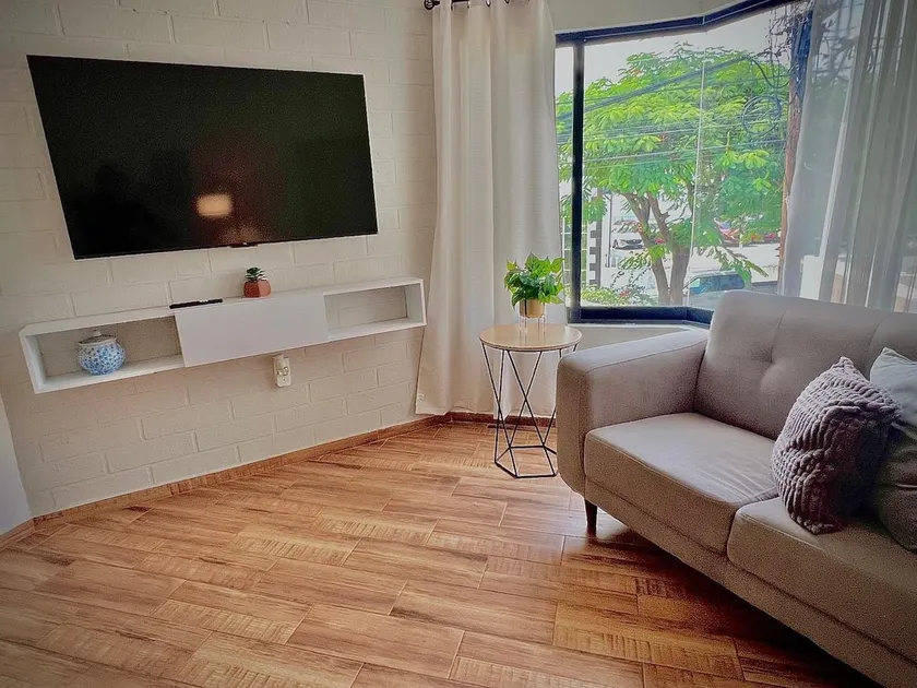Nubes apartment: terrace, security and comfort. - Image 1