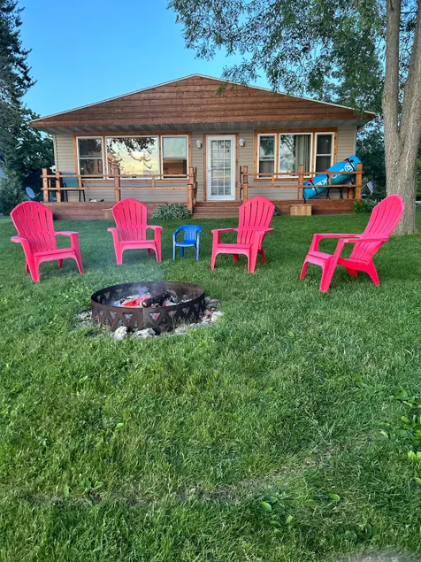 5-bed full rec lake w/ air, lakefront private pier - Image 1