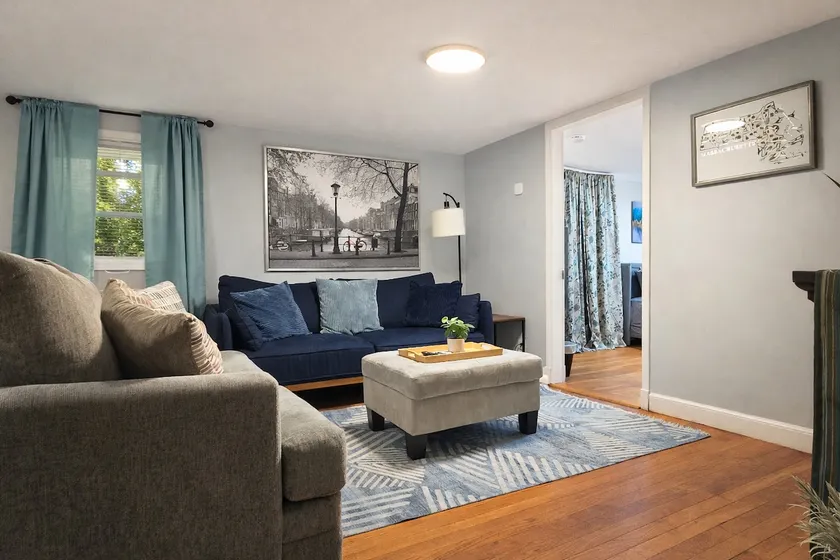 Clean & Cozy 2BR Across from Quinsigamond Lake - Image 1